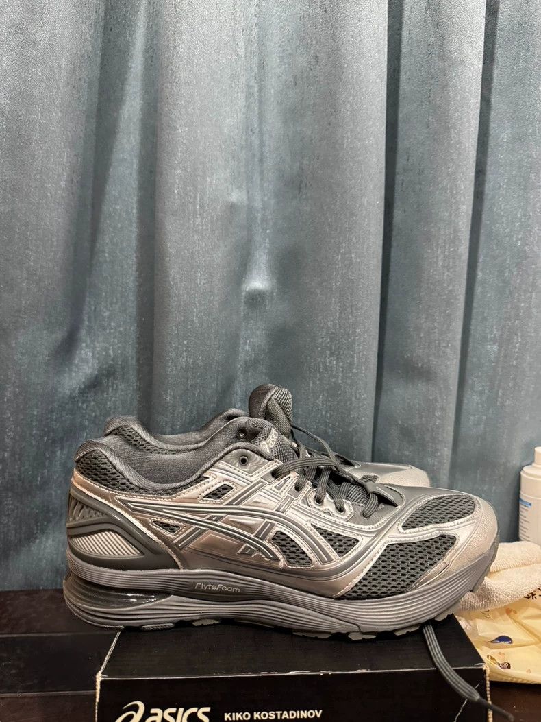 Kiko Kostadinov Kiko Kostadinov X Asics Running Shoes Collection Size US 10 / EU 43 - 5 Thumbnail