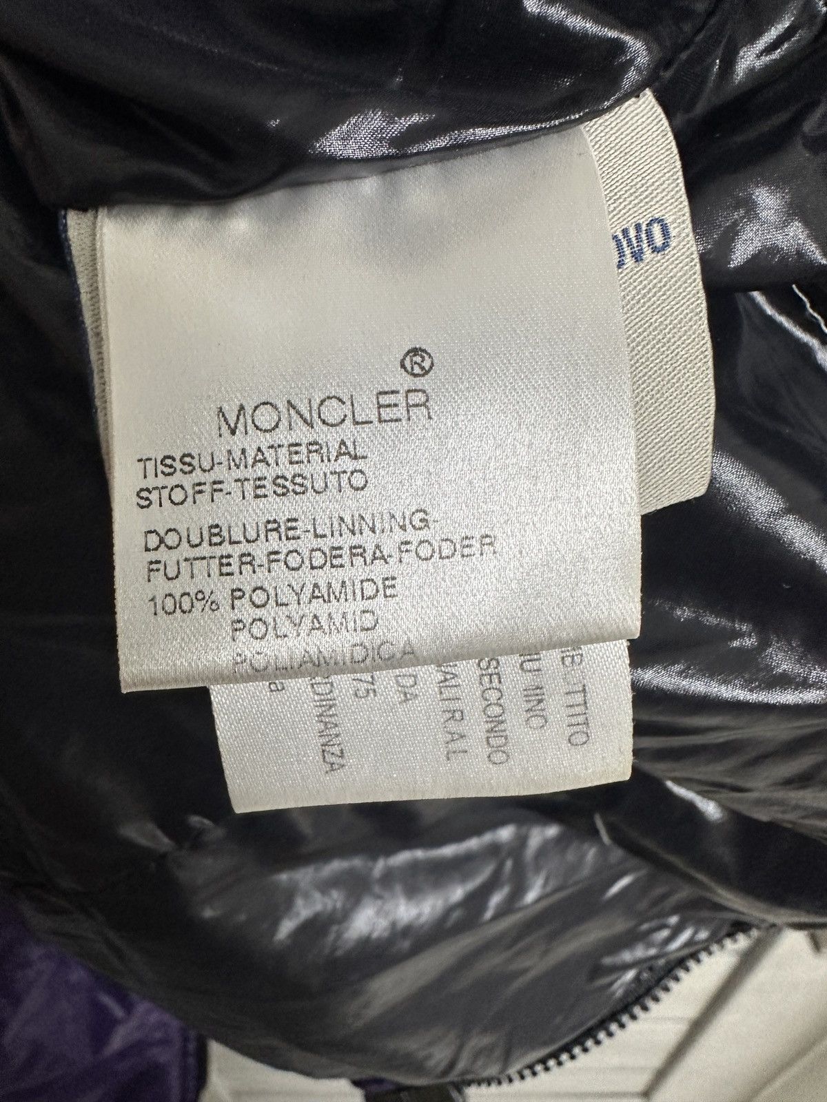 Moncler Moncler Down jacket vintage Size M / US 6-8 / IT 42-44 - 11 Thumbnail