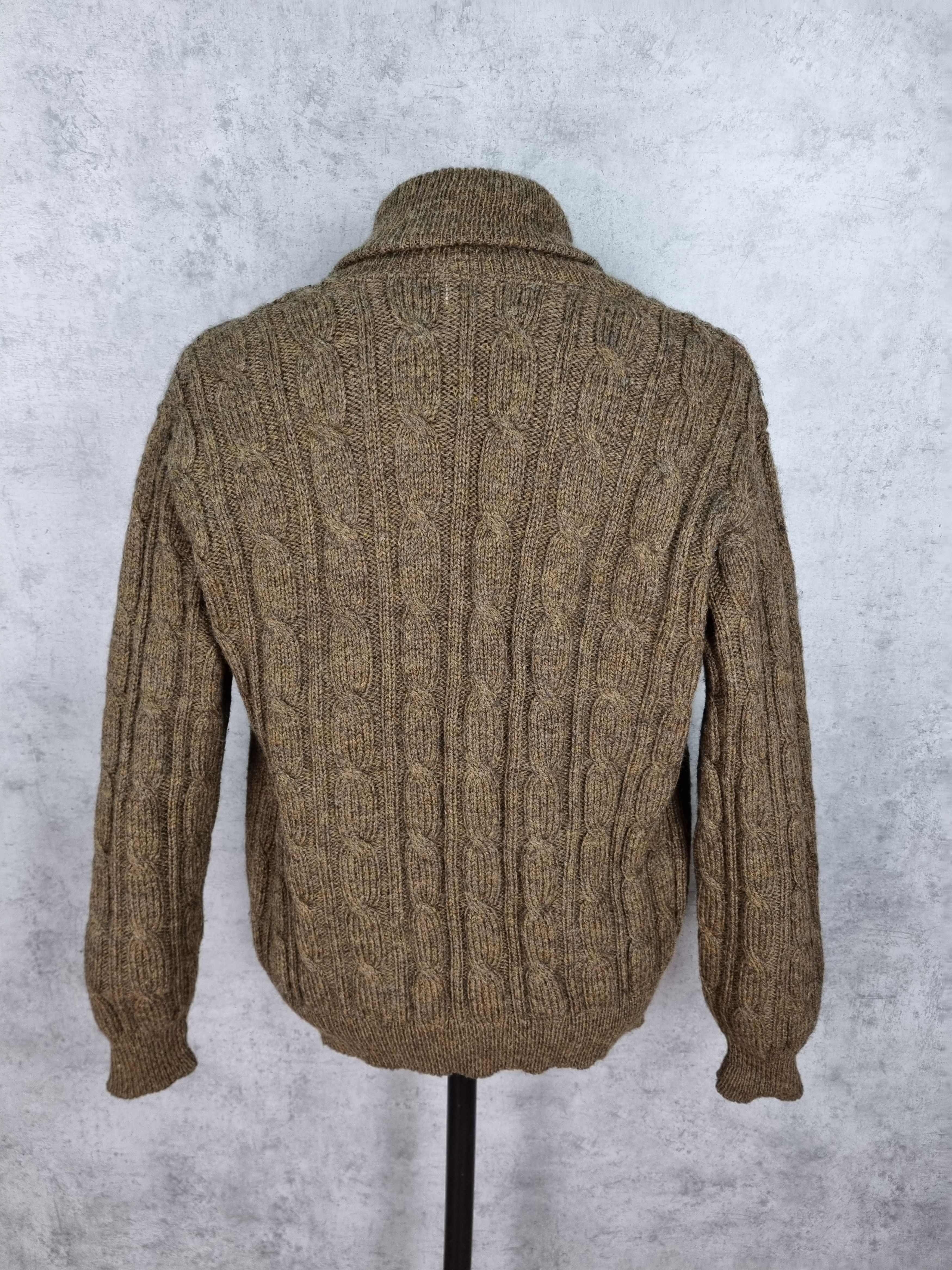 L.L. Bean L.L.Bean Virgin Wool Cable Knitted Cardigan Size US M / EU 48-50 / 2 - 5 Thumbnail