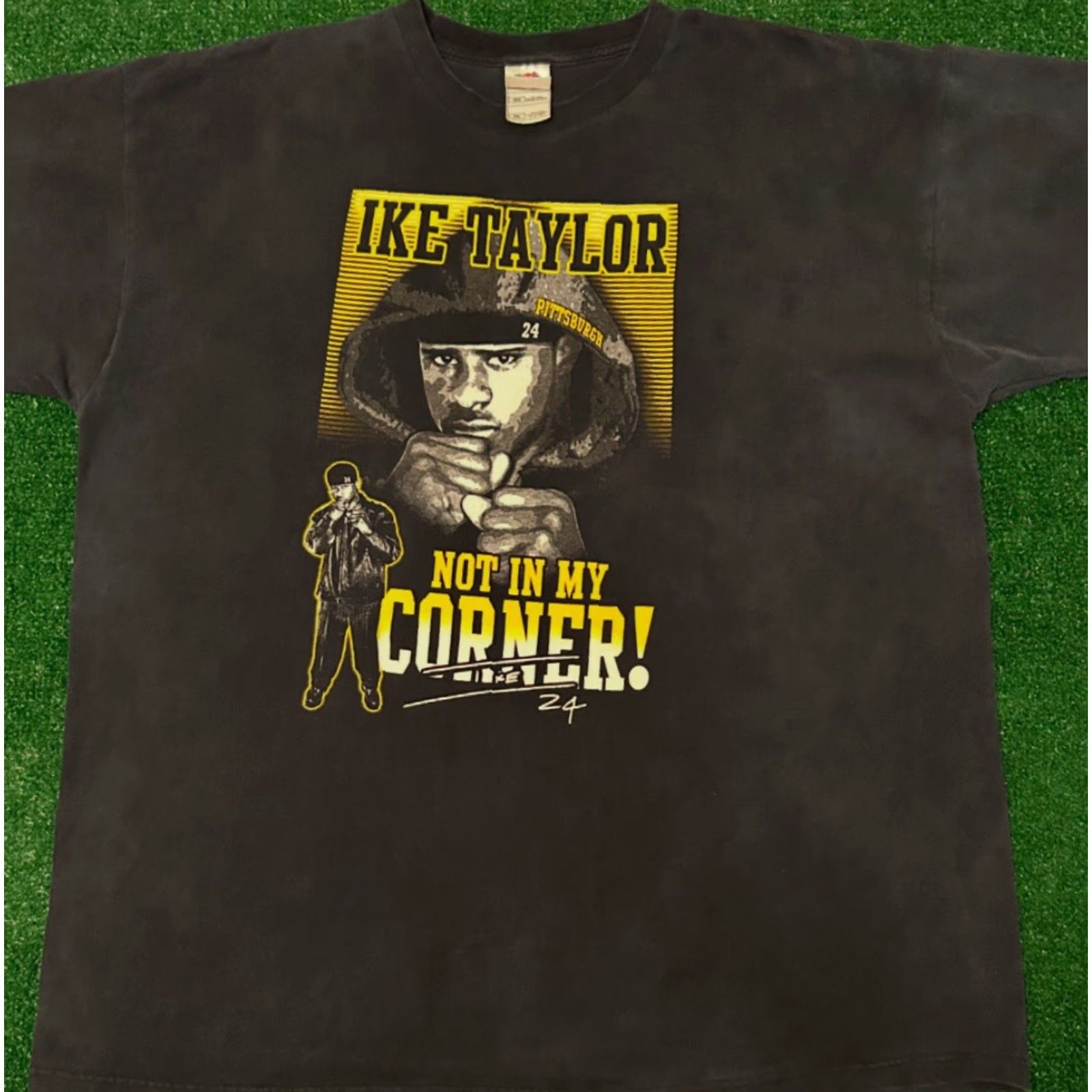 Vintage VINTAGE Pittsburgh Steelers Ike Taylor NFL 2000s VTG Shirt Mens 2XL Black 90s Sports Hip Hop Shirt Mens 2XL Size US XXL / EU 58 / 5 - 3 Thumbnail