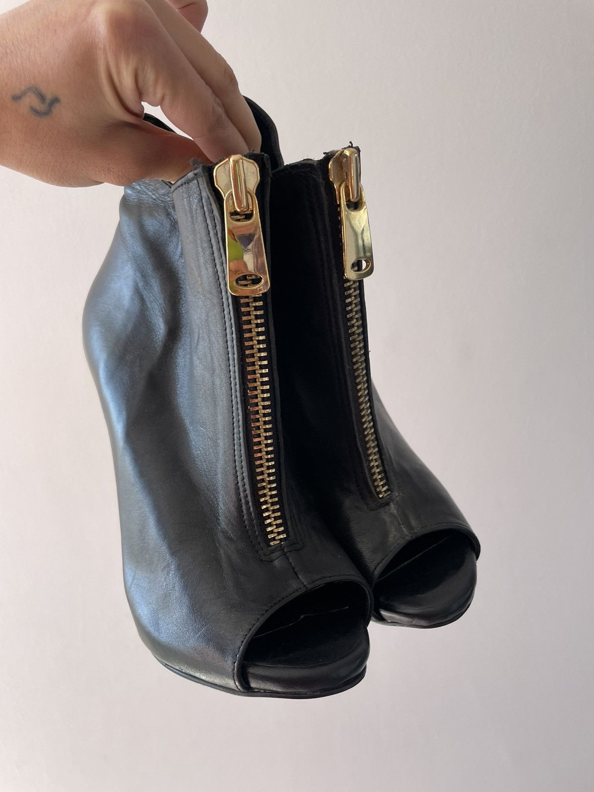 Giuseppe Zanotti Giuseppe Zanotti boots Size US 6 / IT 36 - 16 Thumbnail