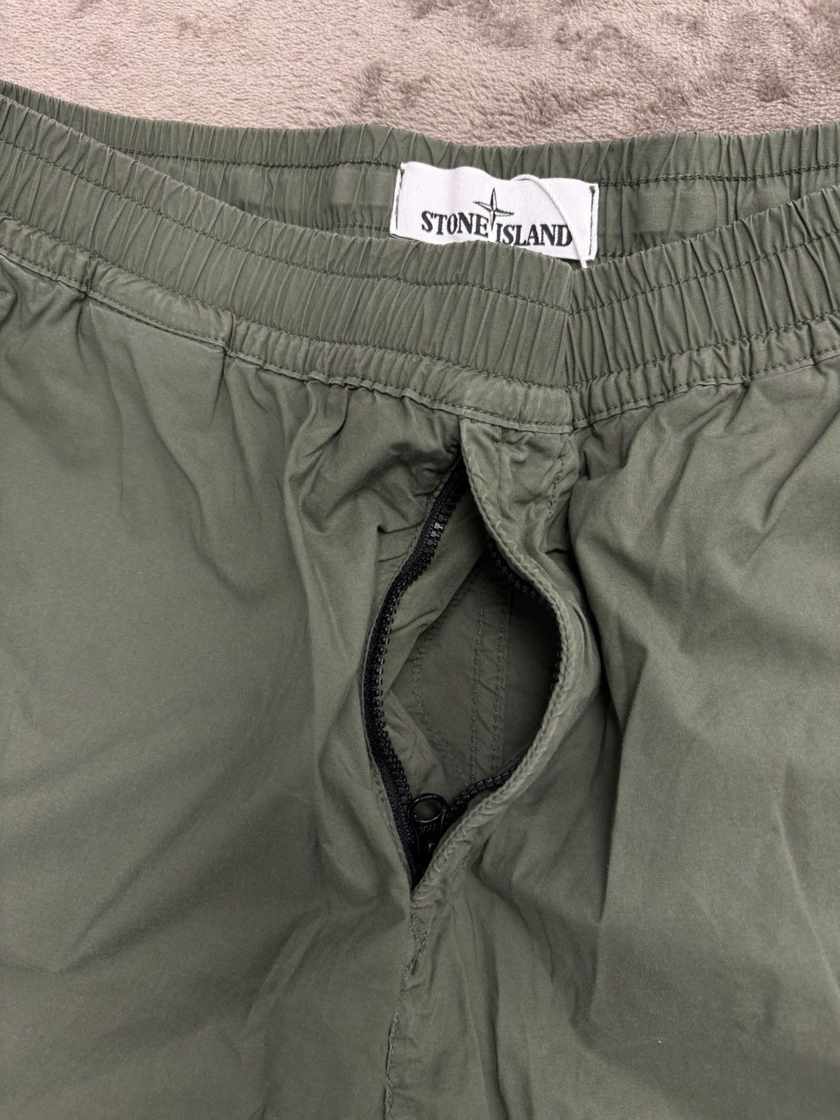 Stone Island Stone Island 2020 green cargo pants Size 30 Size US 30 / EU 46 - 7 Thumbnail