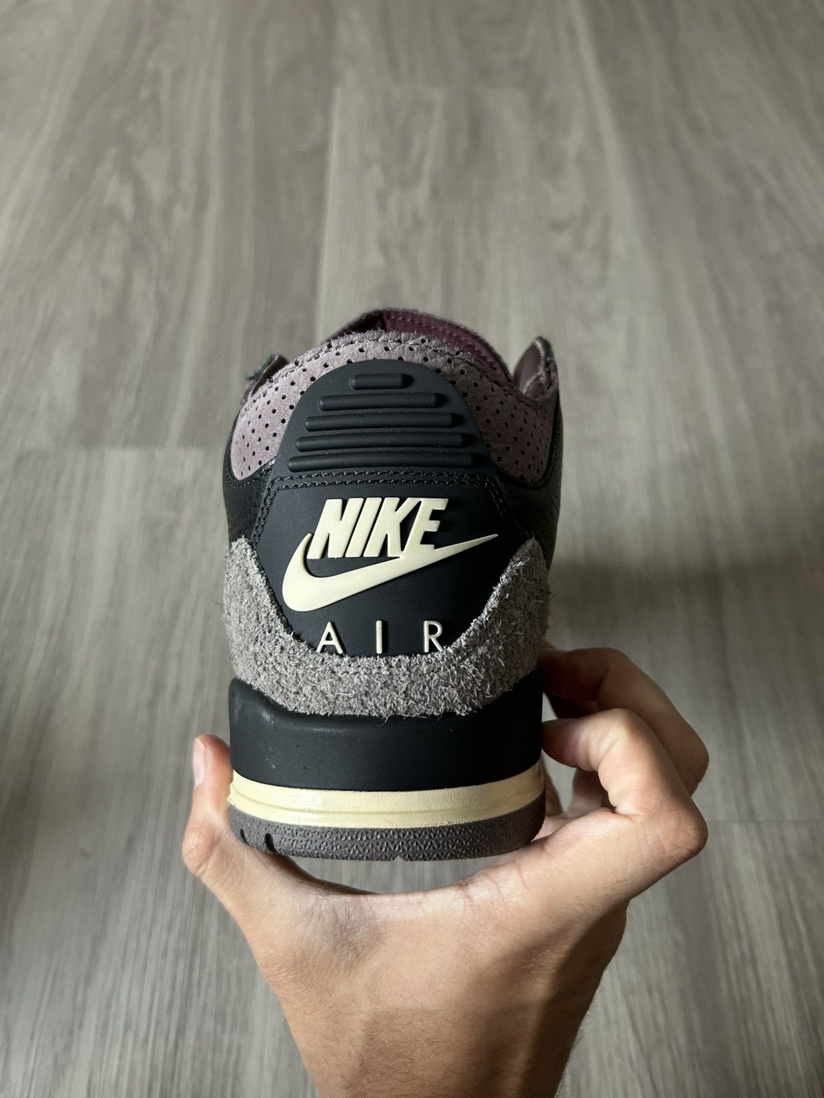 A Ma Maniere × Jordan Brand A Ma Maniere Air Jordan Retro 3 While You Were Sleeping 8.5M Size US 8.5 / EU 41-42 - 15 Thumbnail