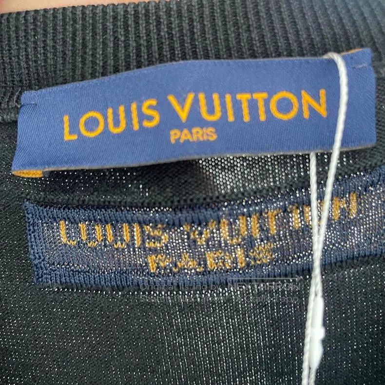 Louis Vuitton Louis Vuitton Letter Knit Short Sleeve. Size US XL / EU 56 / 4 - 4 Thumbnail
