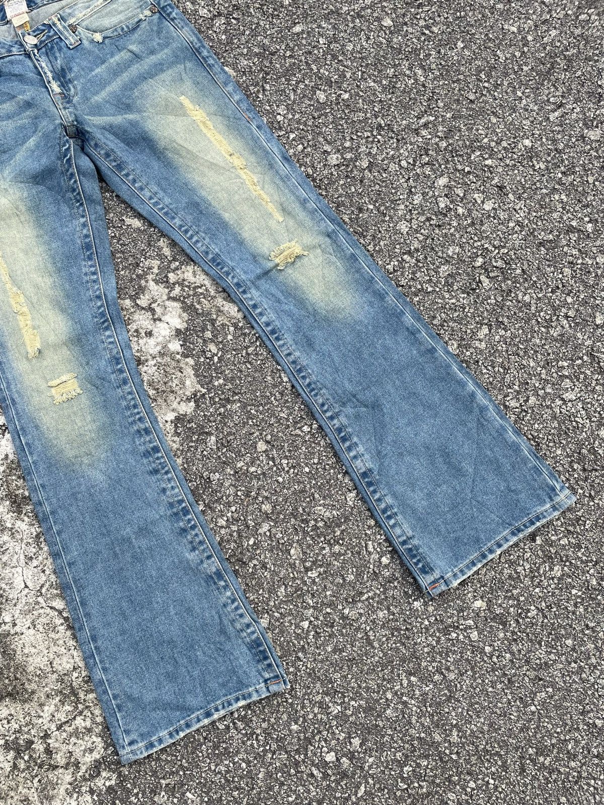 True Religion Vintage True Religion Distressed Denim Size US 34 / EU 50 - 3 Thumbnail
