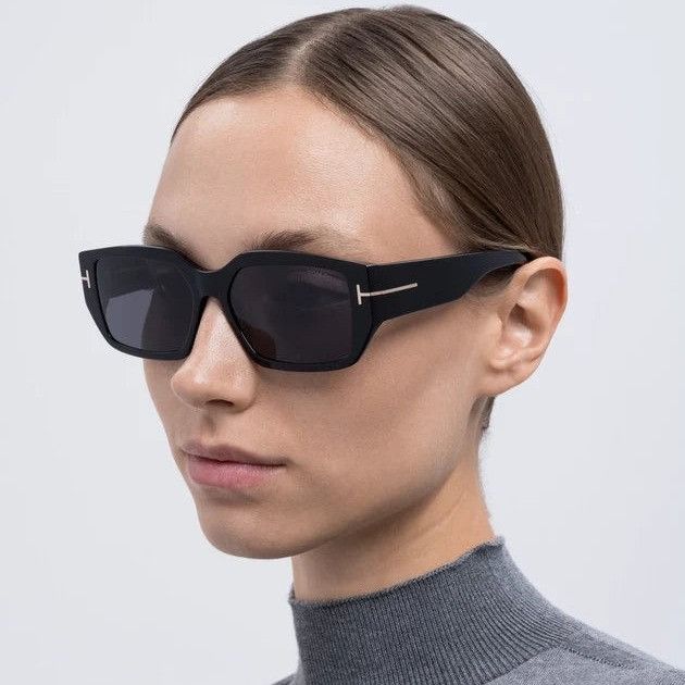 Tom Ford NEW TOM FORD SUNGLASSES SILVANO-02 TF989 01A BLACK WOMEN Size ONE SIZE - 1 Thumbnail