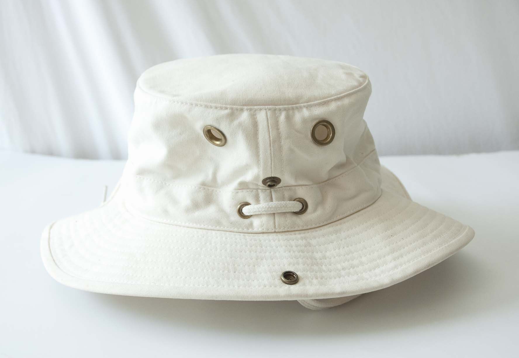 Tilley Nomad Hat Vintage, Hard to Find, 2 Tone Gray, Medium 57 CM Tilley Tilley Nomad Hat Vintage, Hard to Find, 2 Tone Gray  main image 3