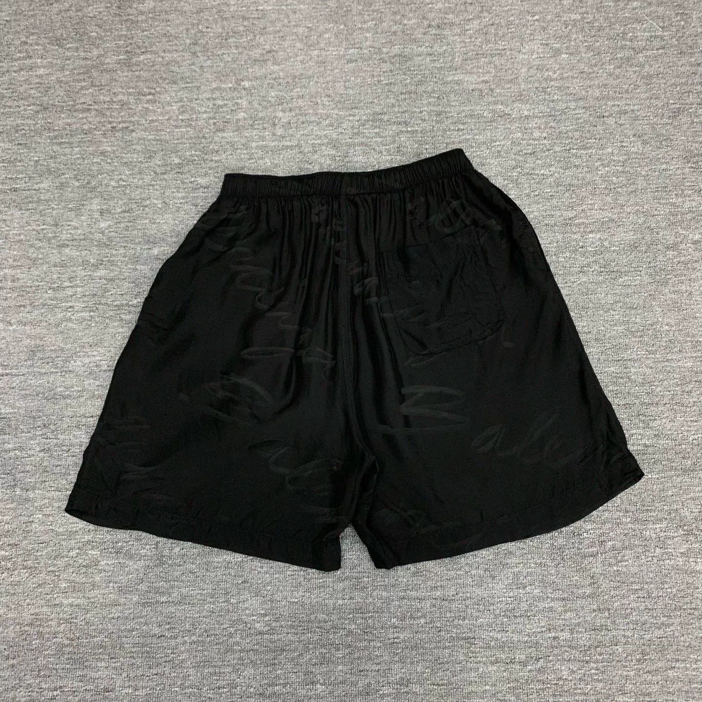 Balenciaga balenciaga black silk printed shorts size 50 Size US 34 / EU 50 - 2 Thumbnail