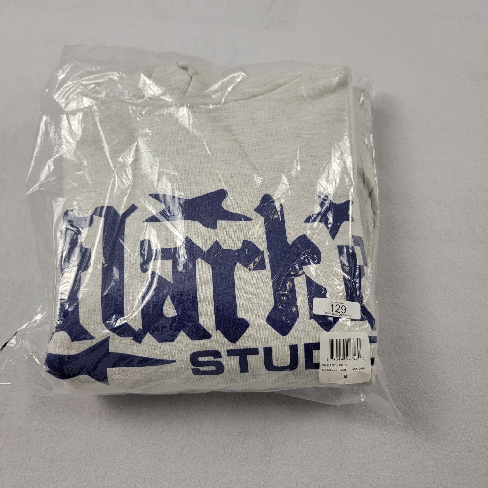 Market Market Studios Pixelated Logo Hoodie Sz M (658-659) Size US M / EU 48-50 / 2 - 4 Thumbnail