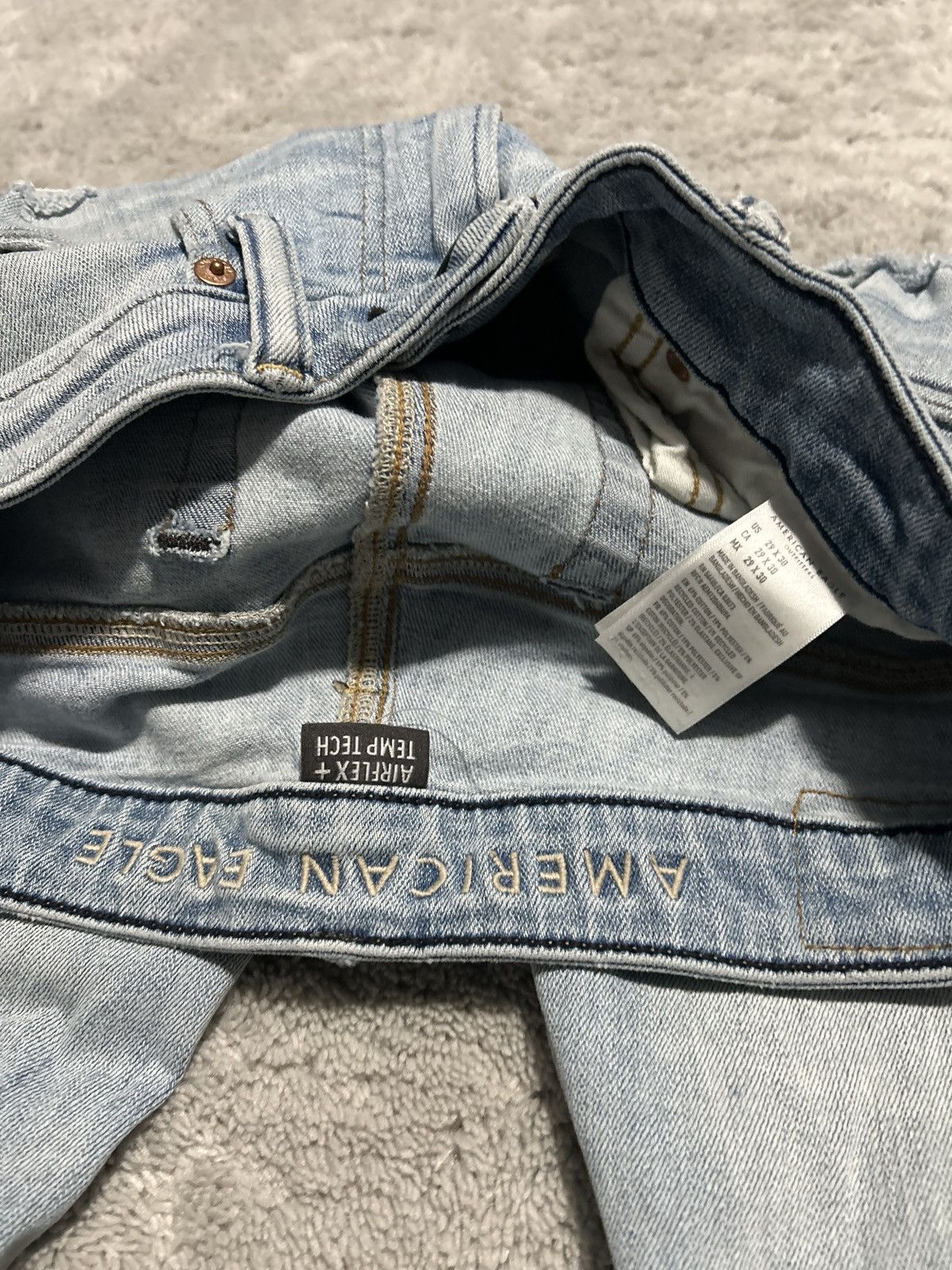 American Eagle Outfitters American eagle skinny athletic jeans size (29) Size US 29 - 2 Thumbnail