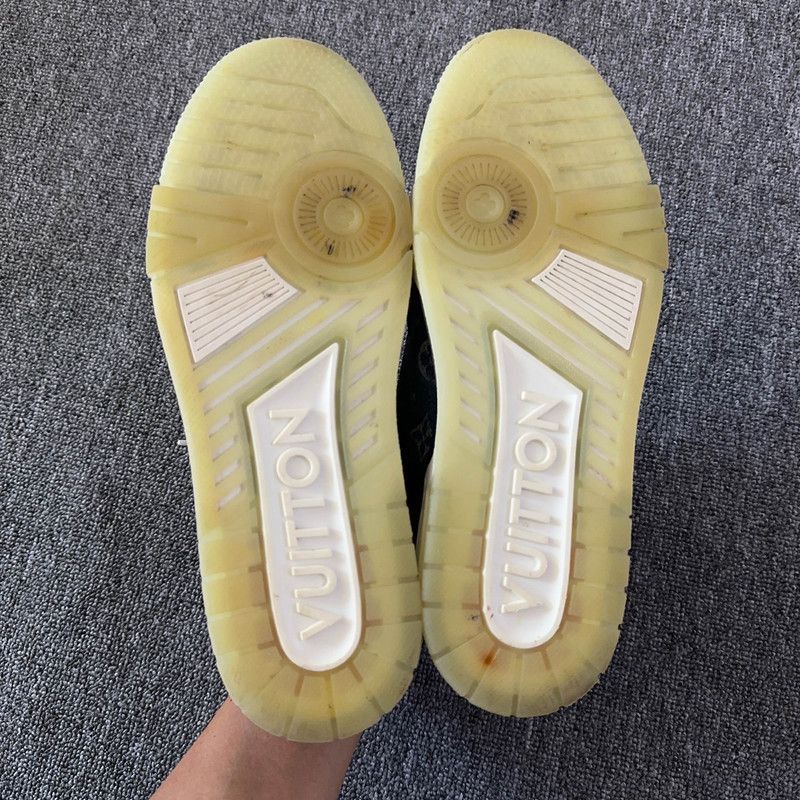 Louis Vuitton Louis Vuitton Denim Low-Top Trainers for Men -2508 Size US 8.5 / IT 38.5 - 1 Thumbnail