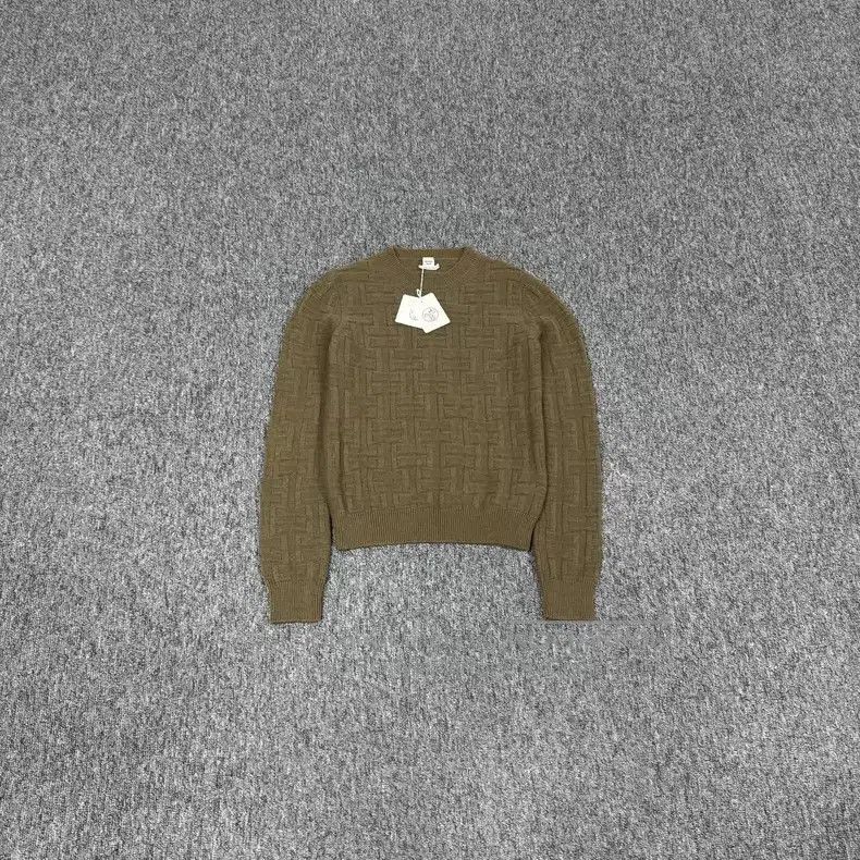 Hermes Hermes Wool Embossed H Logo Knit Sweater Size XXS / US 00 / IT 34 - 1 Thumbnail