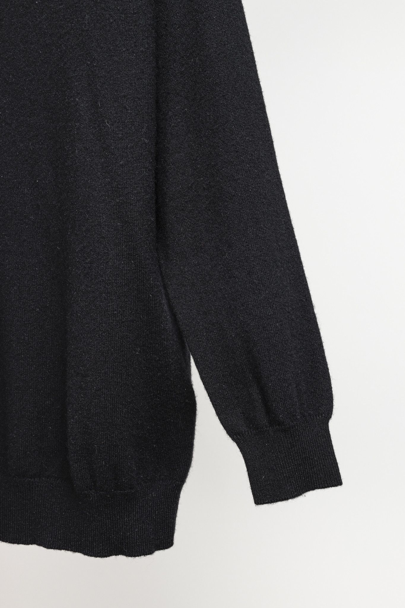 Brunello Cucinelli Brunello Cucinelli Black Cashmere Monili Bead Sweater Size L / US 10 / IT 46 - 6 Thumbnail