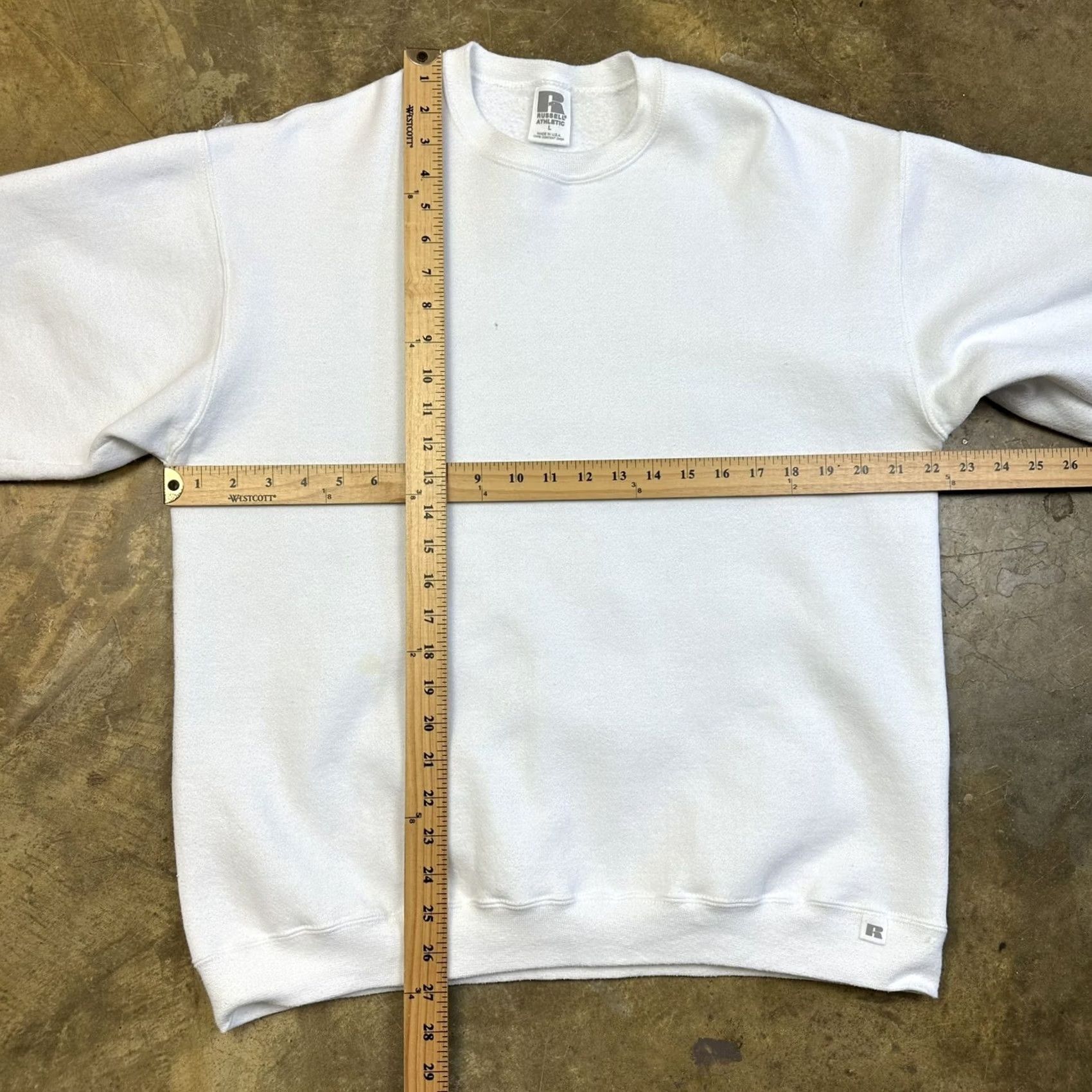 Russell Athletic VINTAGE Russell Athletic Sweatshirt White Blank Crewneck L Mens Size US L / EU 52-54 / 3 - 4 Thumbnail
