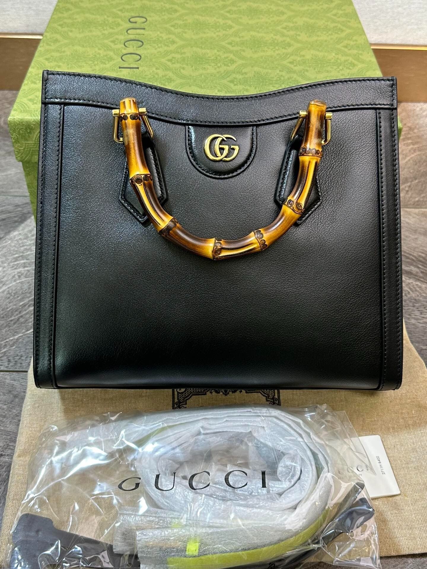 Gucci Gucci Diana Small Bamboo Handle Bag Size ONE SIZE - 1 Thumbnail