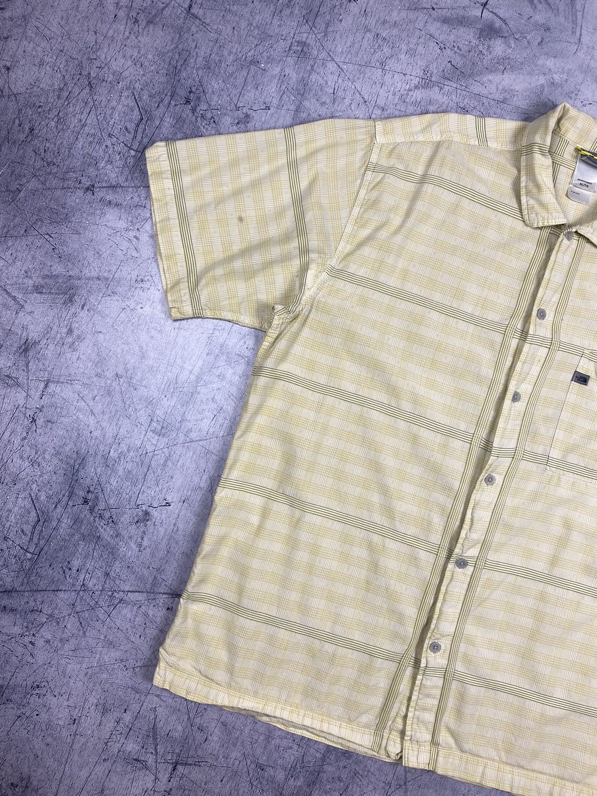 The North Face Vintage The North Face Outdoor Button Up Shirt Size US XL / EU 56 / 4 - 9 Thumbnail