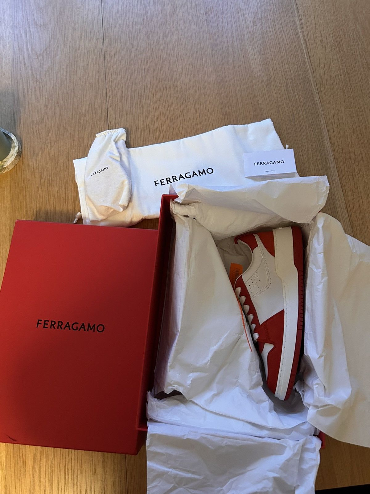 Salvatore Ferragamo Ferragamo Dennis Sneakers Size US 6 / EU 39 - 2 Thumbnail