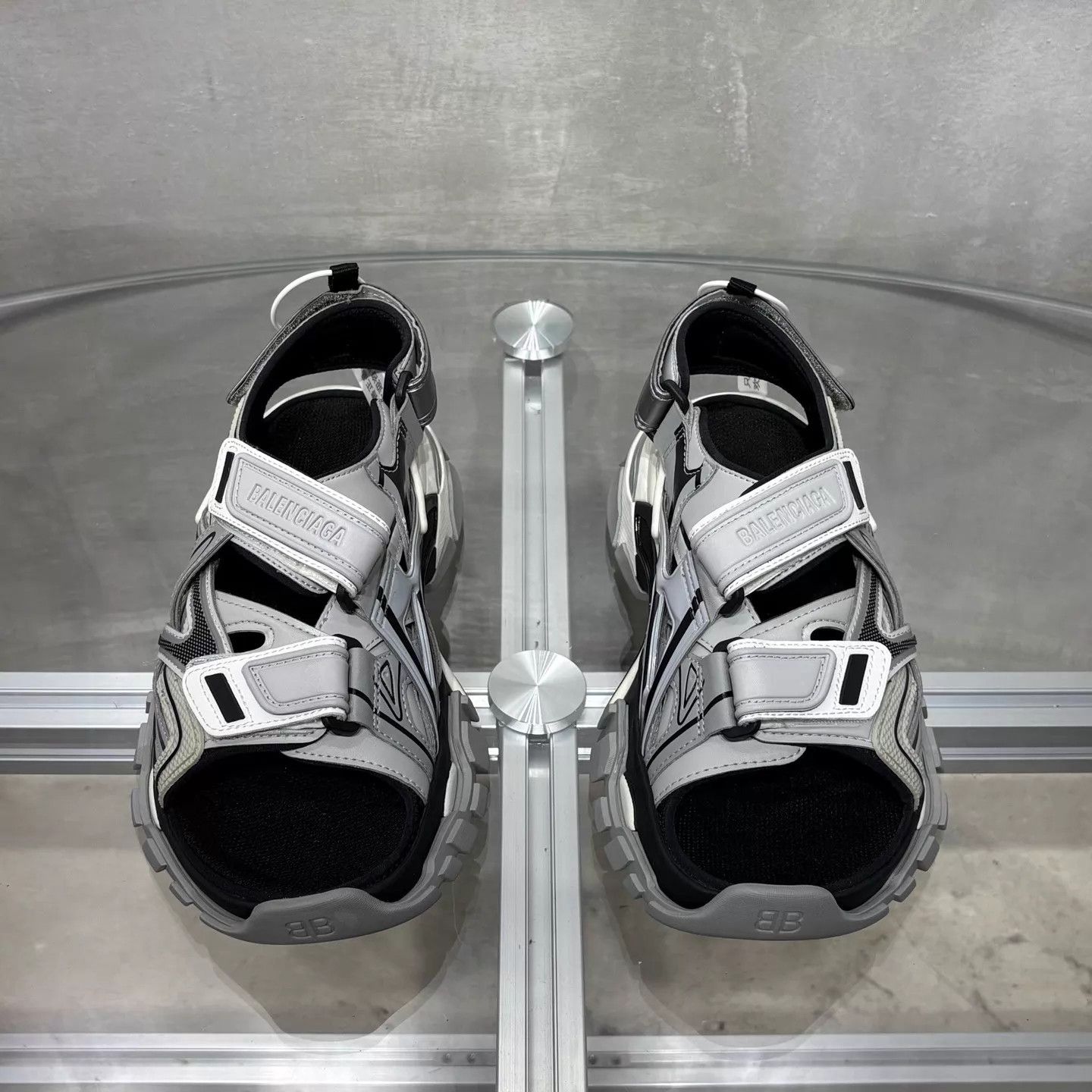 Balenciaga Balenciaga Track Sandal White Gray EU37 New in Box Size US 7 / IT 37 - 1 Thumbnail