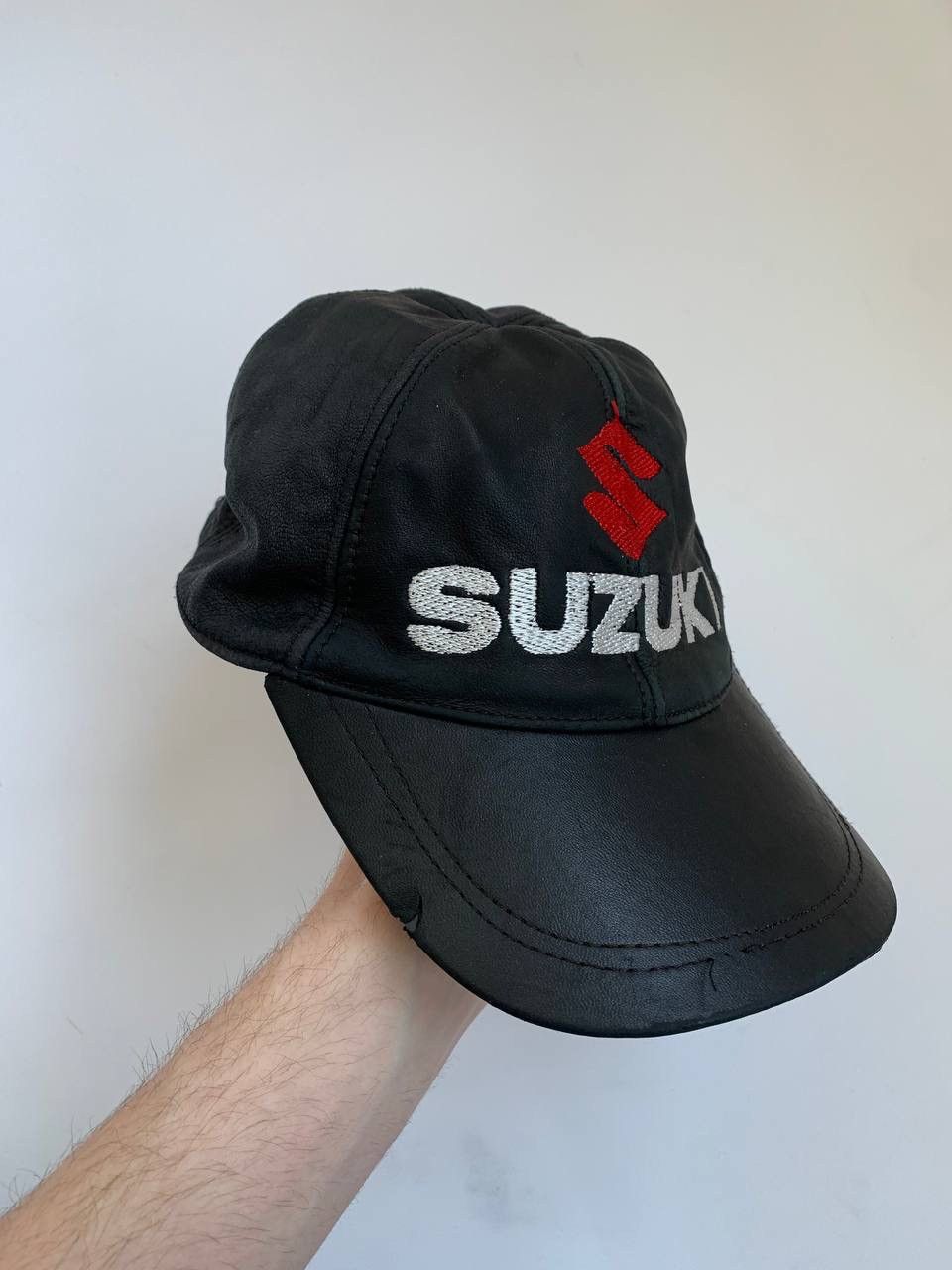 Vintage Suzuki Leather Cap Hat Vintage 1990s Black Size ONE SIZE - 3 Thumbnail