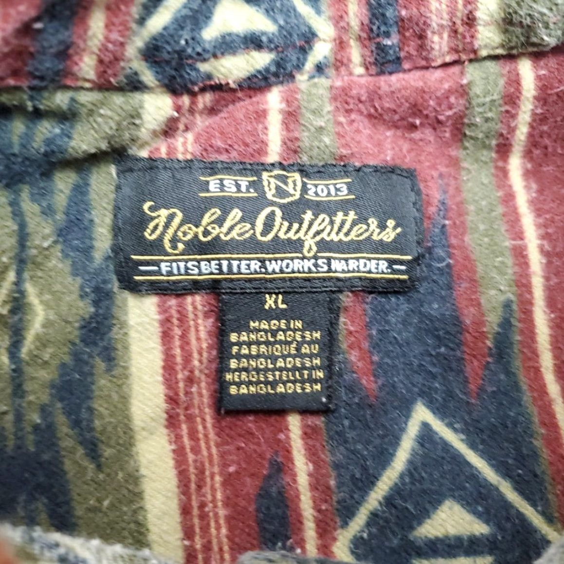 Vintage VINTAGE Flannel Shirt Womens XL Metal Button Aztec Southwestern Cowboy Western Shirt Size XL / US 12-14 / IT 48-50 - 5 Thumbnail