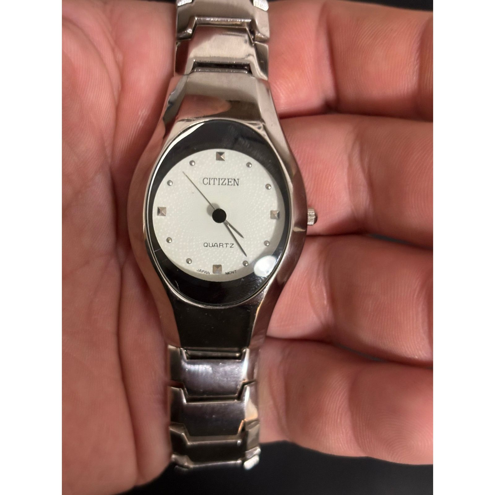 Citizen Citizen 4-232685Y Silver Tone Women’s Watch! New Battery! Size ONE SIZE - 2 Thumbnail