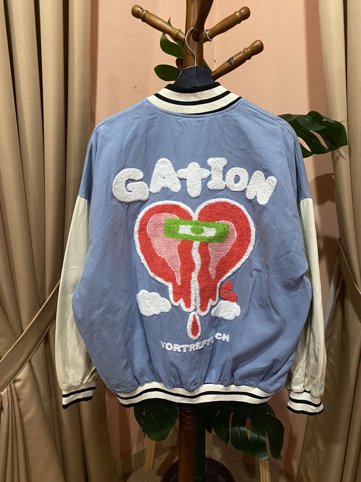 Other VINTAGE HOOK GATION VARSITY JACKET Size US L / EU 52-54 / 3 - 7 Thumbnail