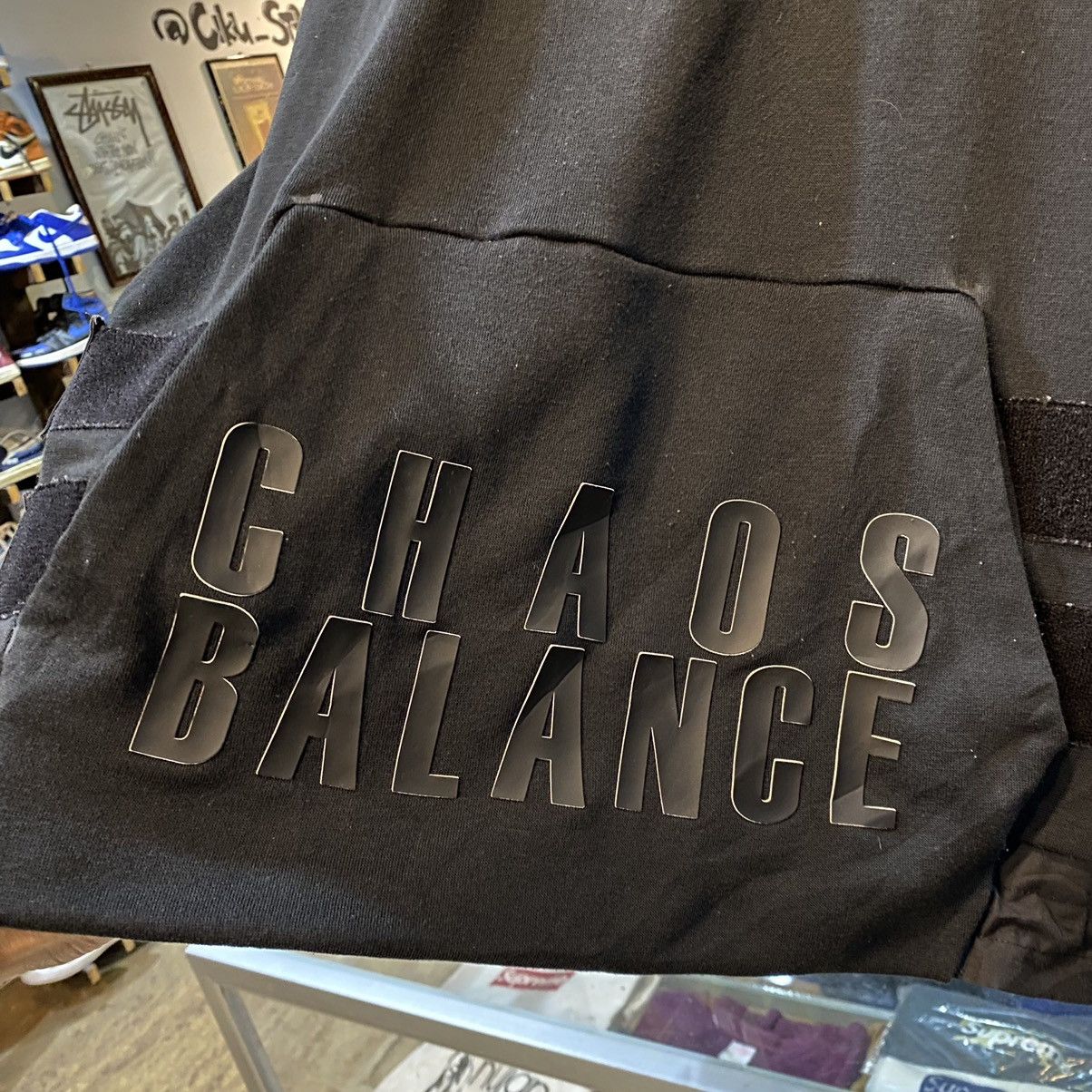 Jun Takahashi Nike Lab x Undercover “Chaos & Balance” Long-sleeve Hoodies Size US M / EU 48-50 / 2 - 5 Thumbnail