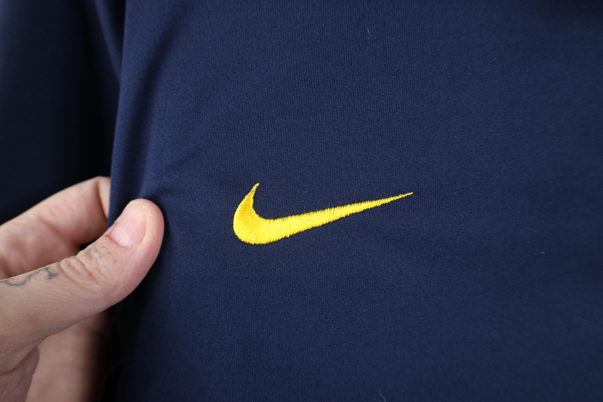 Nike Nike University of Michigan Track and Field Polo Shirt Size US L / EU 52-54 / 3 - 5 Thumbnail