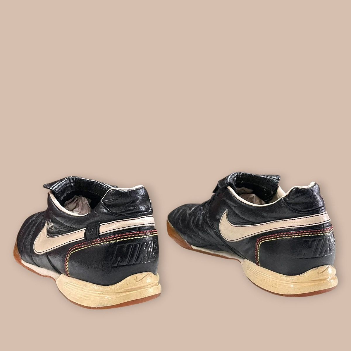 Nike Nike Tiempo Guri IC R10 Size US 8 / EU 41 - 3 Thumbnail