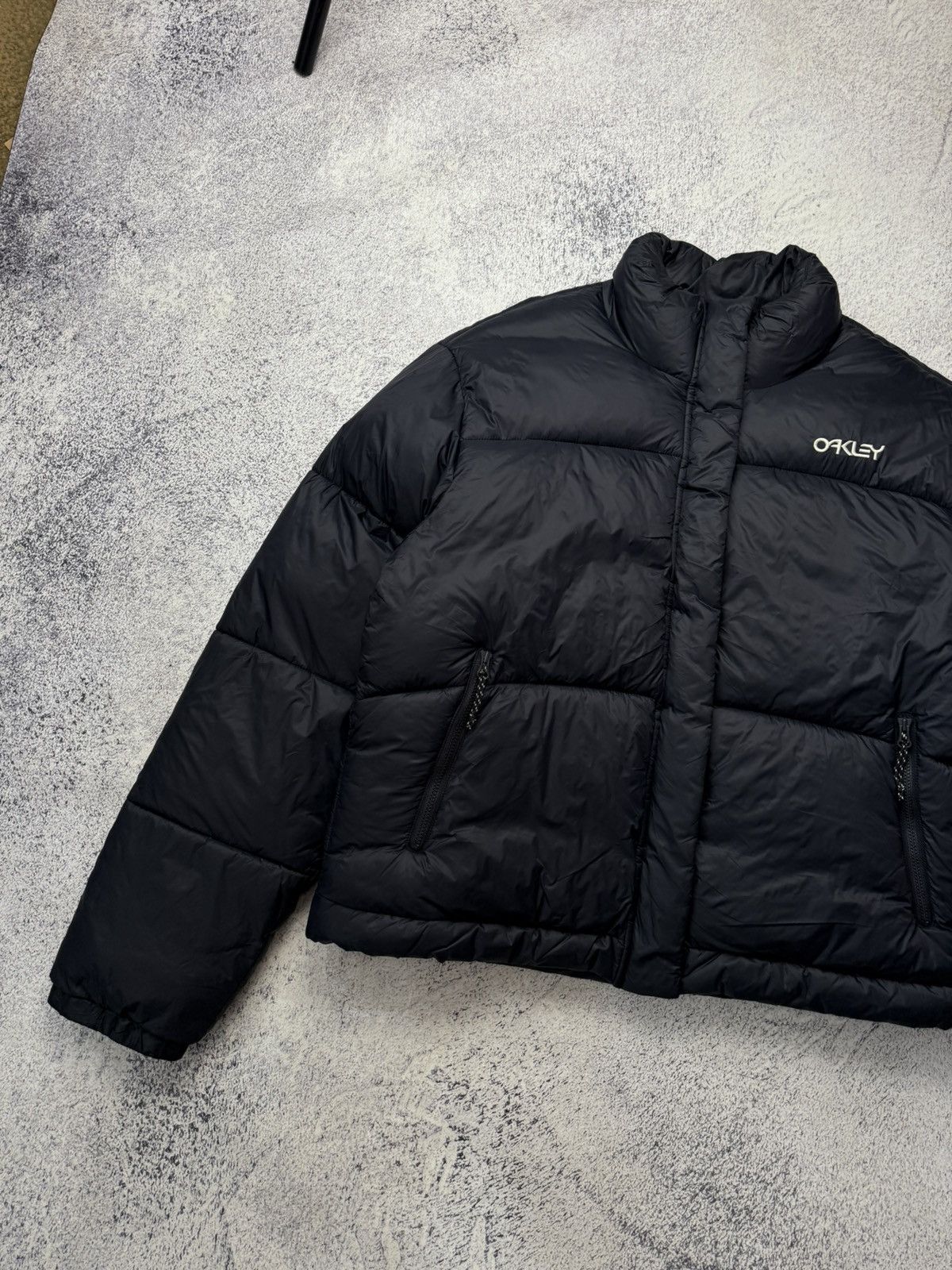 Oakley Vintage Oakley Black Puffer Jacket Y2K USA Size XL / US 12-14 / IT 48-50 - 6 Thumbnail