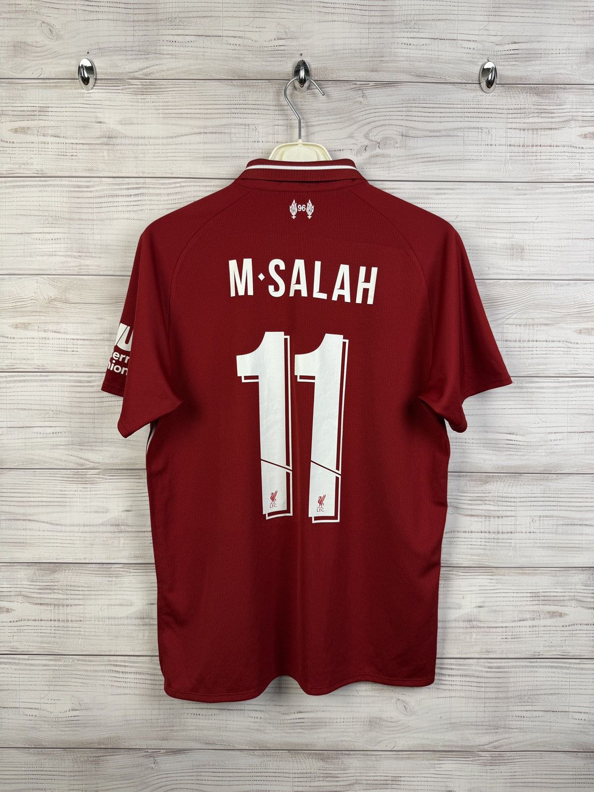 New Balance New Balance Liverpool M.Salah #11 Soccer jersey Size US S / EU 44-46 / 1 - 2 Thumbnail