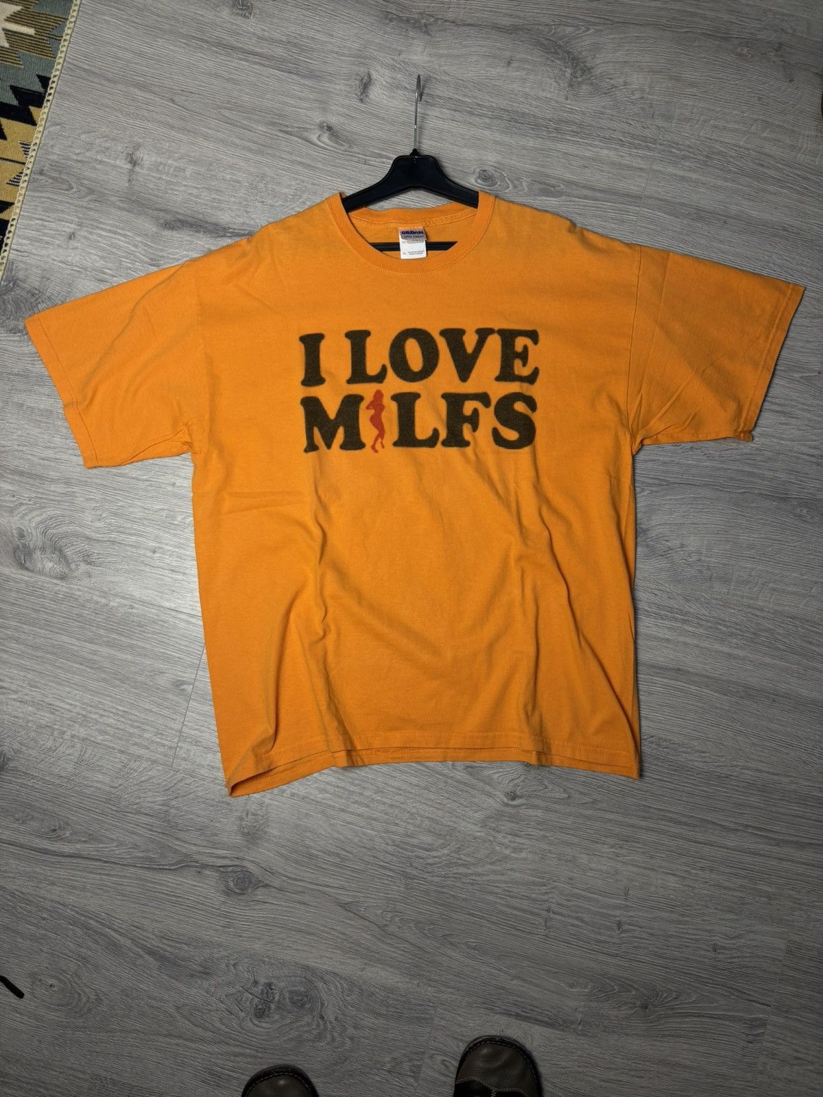 Gildan Milfs vintage gildan Size US XL / EU 56 / 4 - 1 Thumbnail