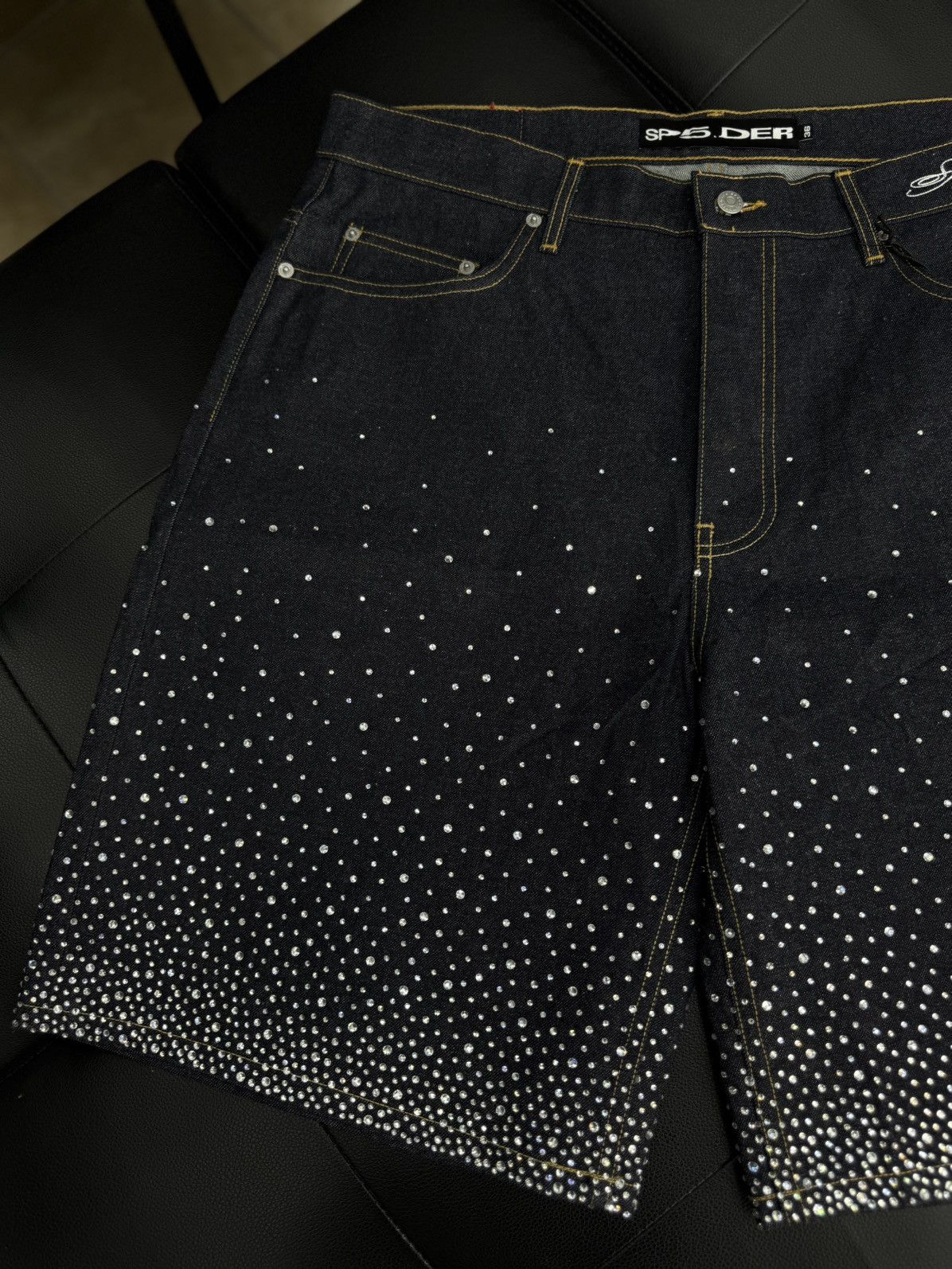 Sp5der Sp5der Rhinestone Crystal Jean Shorts Size (36) NEW Size US 36 / EU 52 - 4 Thumbnail
