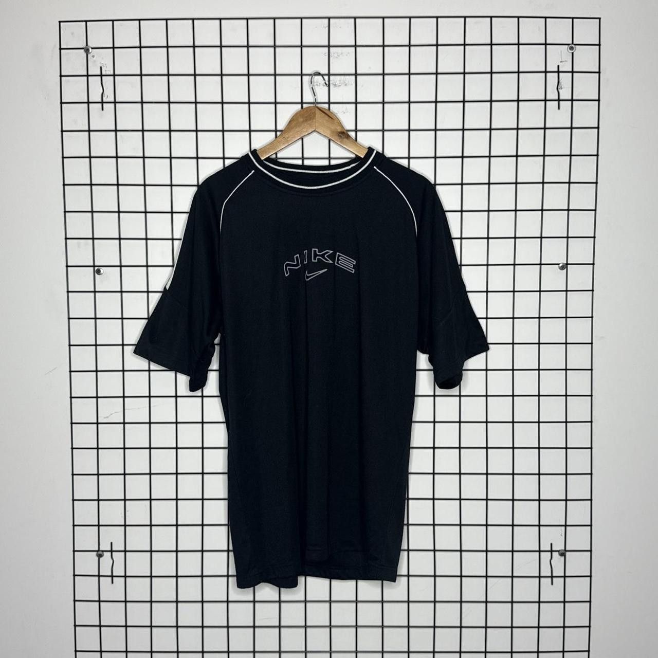 Nike Nike Vintage 90s Spellout T shirt Tee Vintage Size US M / EU 48-50 / 2 - 1 Thumbnail