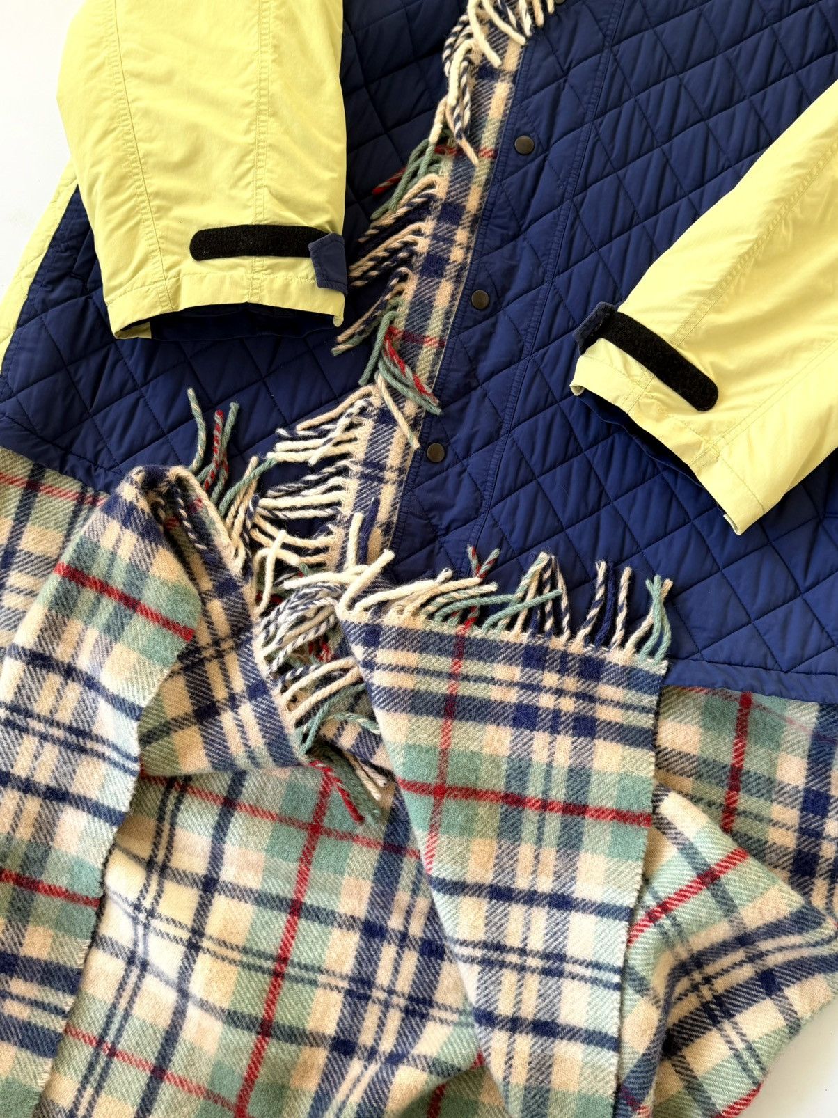 Balenciaga Balenciaga 2018 Pre-Fall Quilted Coat with Muffler Docking Size US XL / EU 56 / 4 - 6 Thumbnail