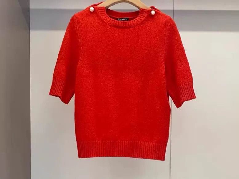 Chanel Chanel Top Size XS / US 0-2 / IT 36-38 - 1 Thumbnail