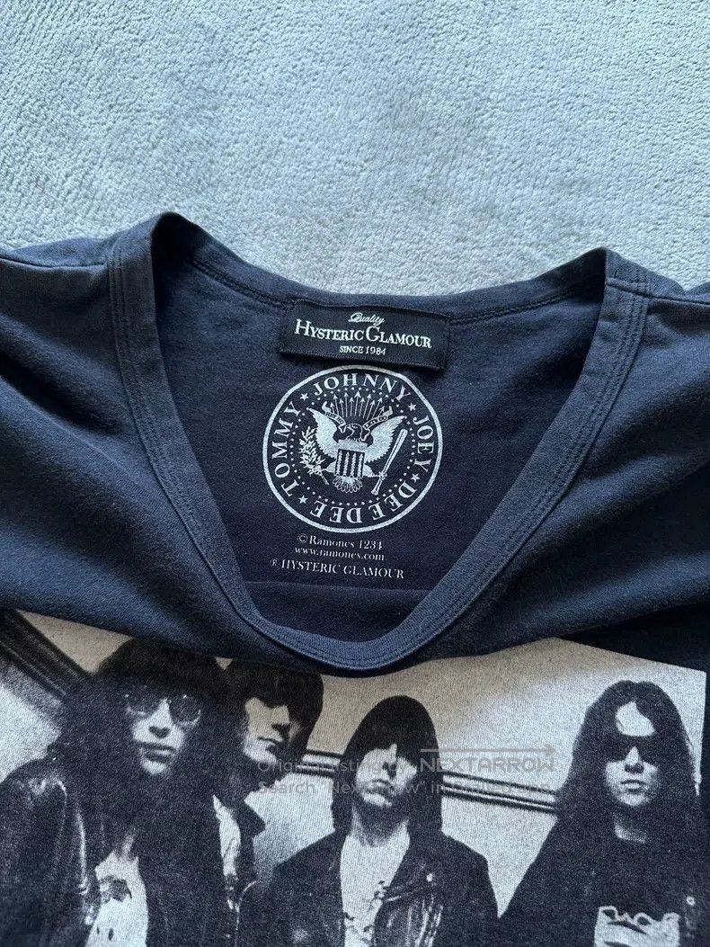 Vintage vintage size F Band T-shirt Size US S / EU 44-46 / 1 - 4 Thumbnail