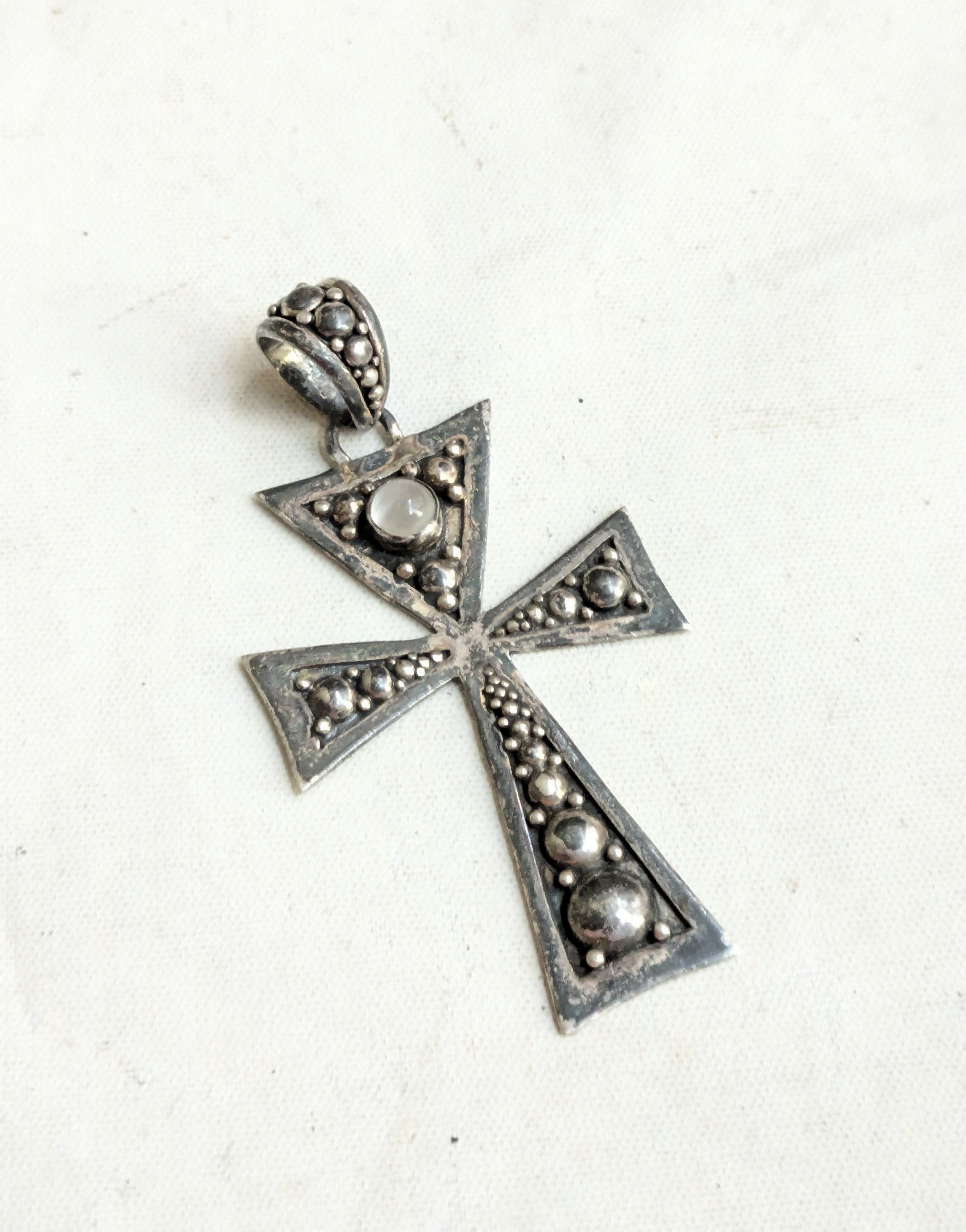 Jewelry Vintage Sterling Silver Cross Pendant Moonstone Size ONE SIZE - 2 Thumbnail
