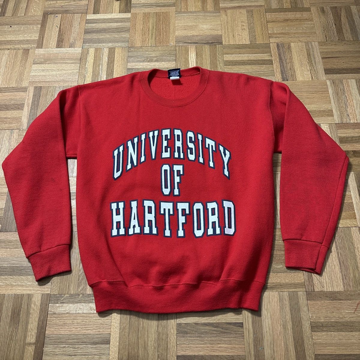 Jansport Vintage University of Hartford sweatshirt Size US L / EU 52-54 / 3 - 1 Thumbnail
