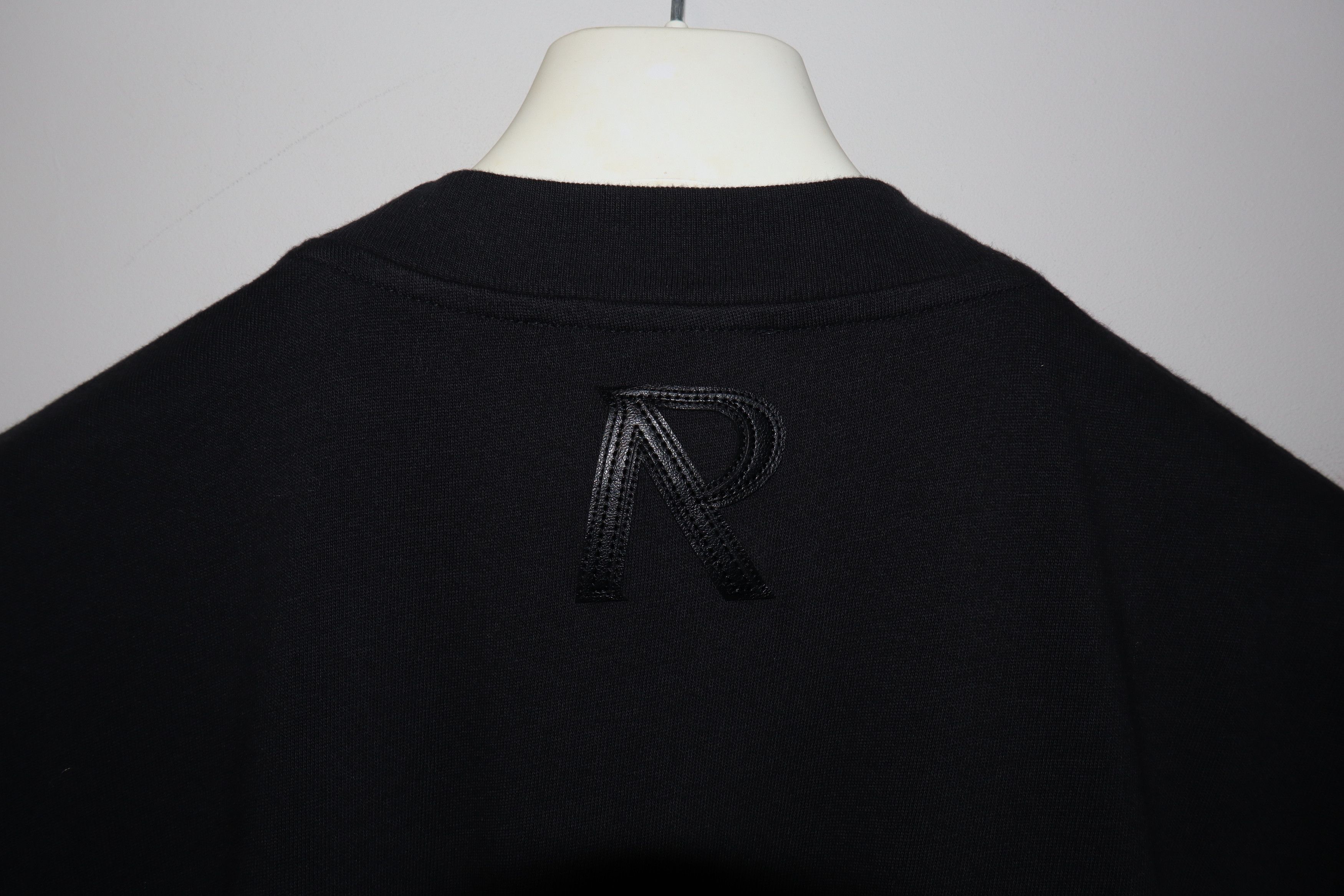 Represent Clo. APPLIQUE INITIAL T-SHIRT Size US M / EU 48-50 / 2 - 12 Thumbnail