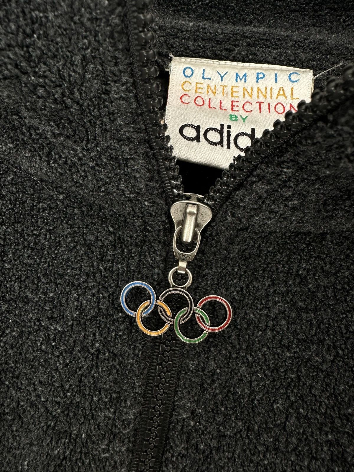 Adidas Vintage Adidas Olympic Games 1/4 Zip Fleece Sweatshirt Sz M Size US M / EU 48-50 / 2 - 7 Thumbnail