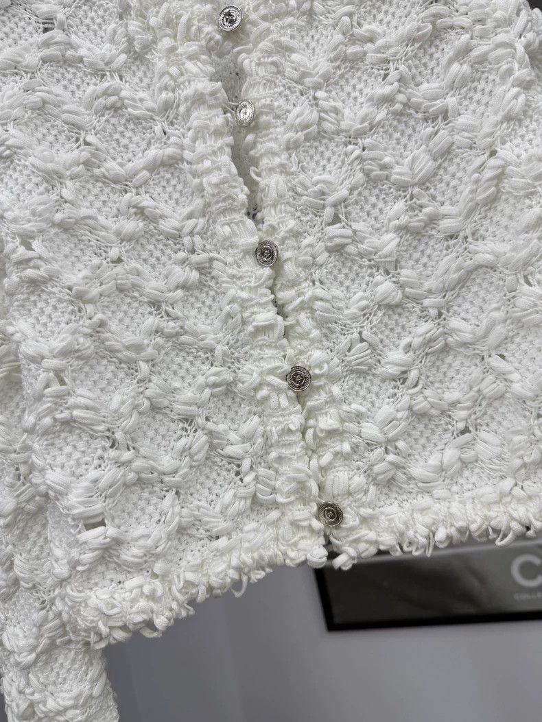Chanel Chanel 25P white three-dimensional crochet knitted cardiga Size XS / US 0-2 / IT 36-38 - 2 Thumbnail