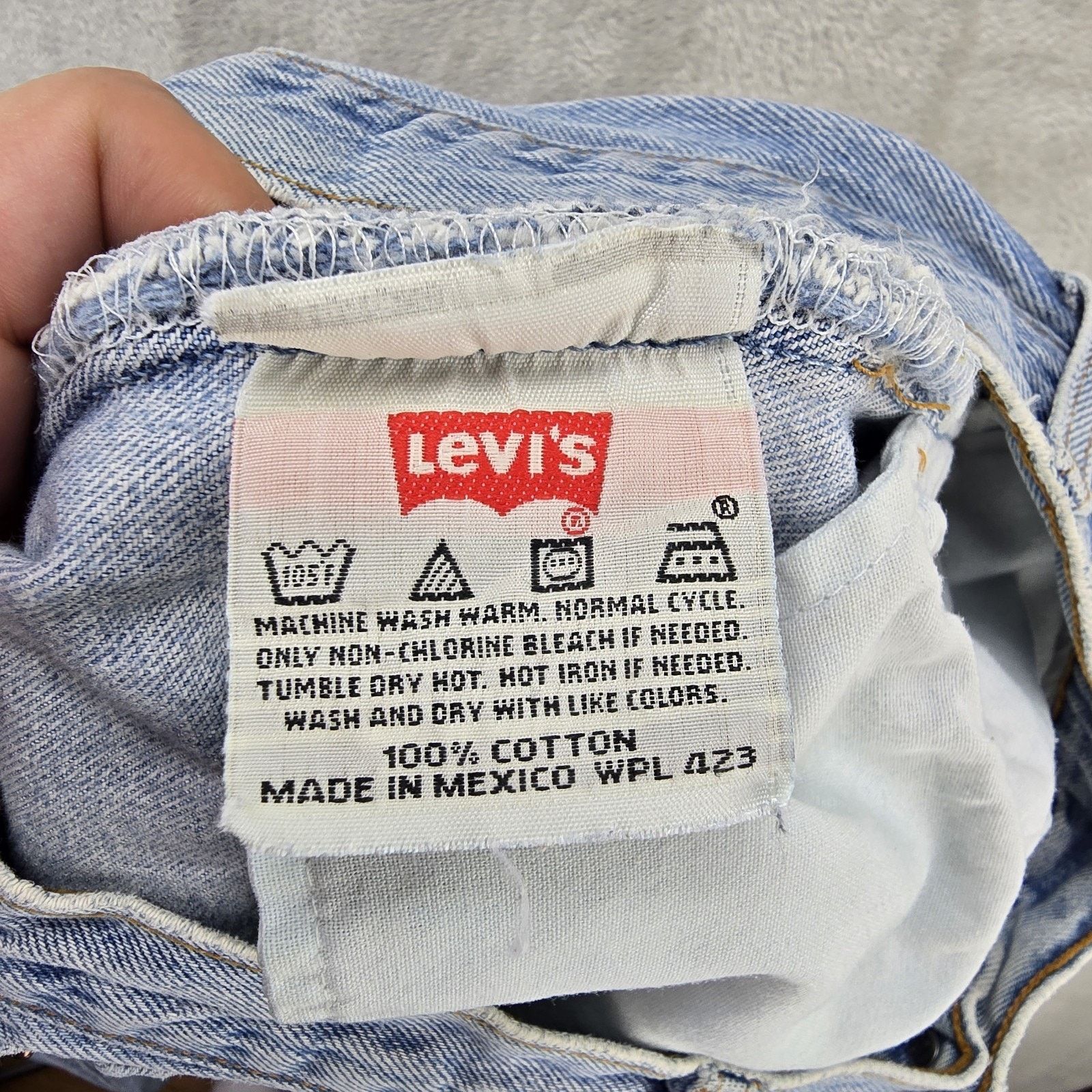 Levi's Vintage Levis 501 Women Jeans 33X34 (Fits 32x32) Blue 90s Size 32" / US 10 / IT 46 - 6 Thumbnail