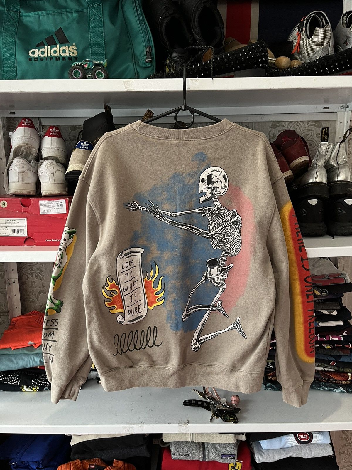 Vintage Vintage Kanye I Am Loving Awareness Sweatshirt Size US M / EU 48-50 / 2 - 3 Thumbnail