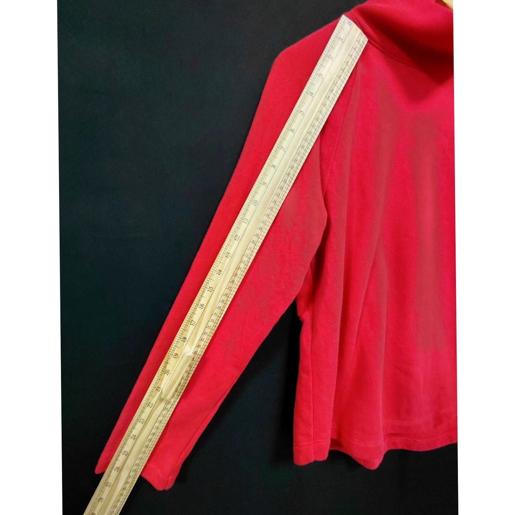 J.Crew J.Crew Red Button Mock Neck Sweater Solid Knit Women Size M Size M / US 6-8 / IT 42-44 - 4 Thumbnail