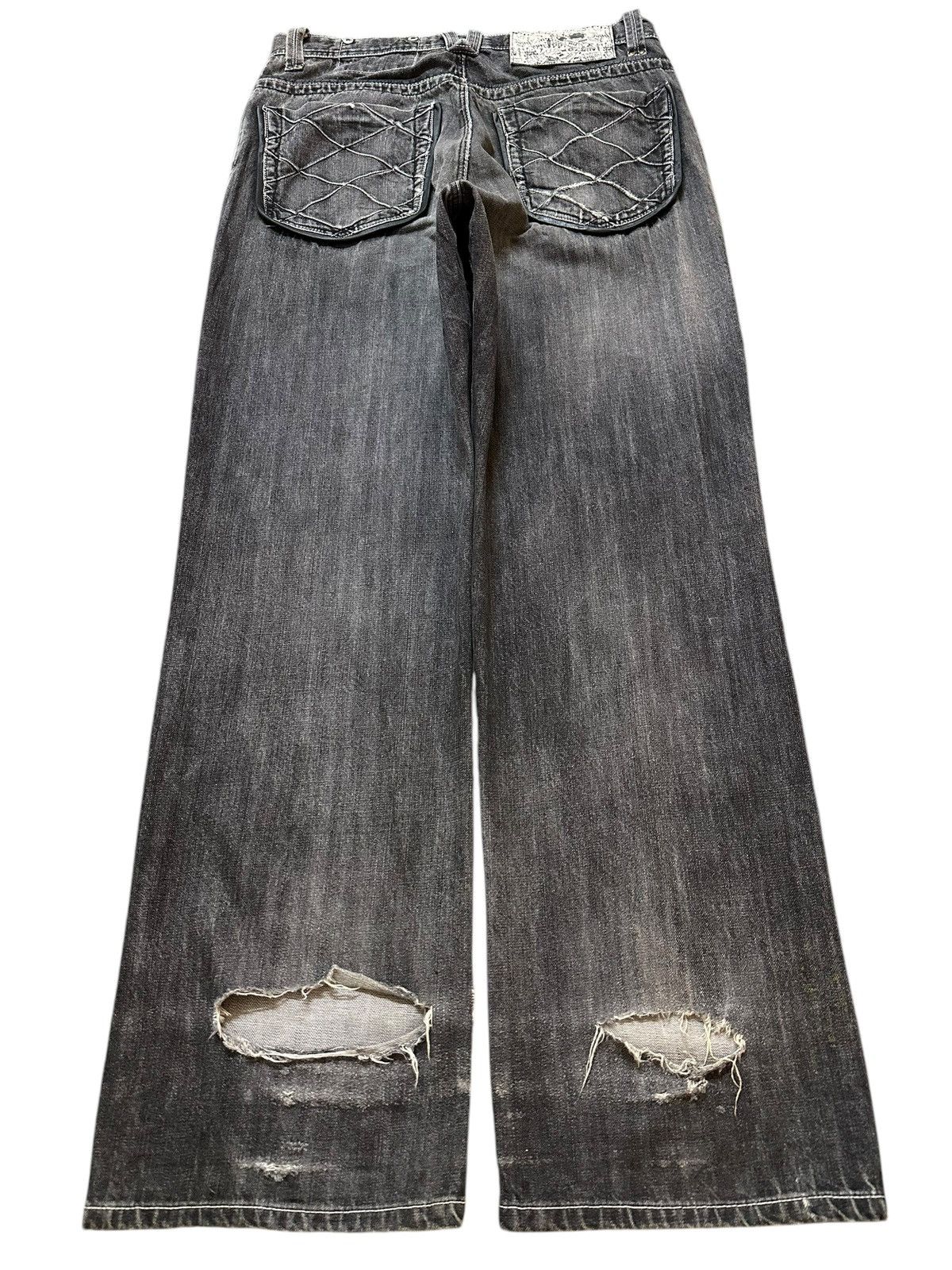 Akademiks Vintage Japanese Akademiks Faded Wash Distress Baggy Jeans Size US 33 - 2 Thumbnail