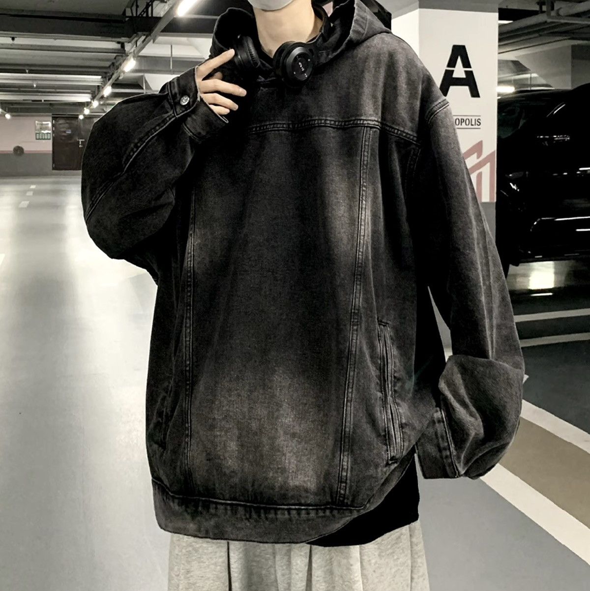 Japanese Brand × Vintage Y2K Oversized Hoodie Distressed Denim Pockets Size US XXL / EU 58 / 5 - 1 Thumbnail