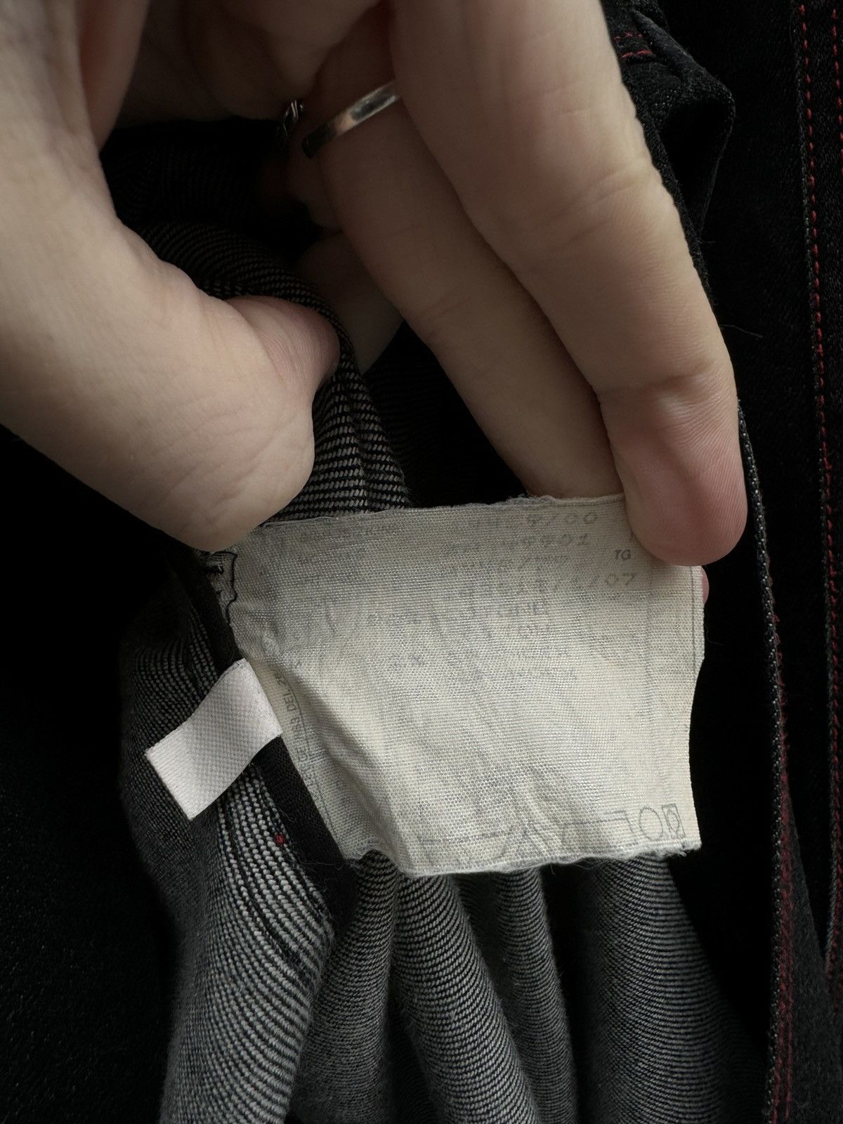 Alexander McQueen Alexander McQueen AW98 Victorian Button Tailored Denim Coat Size US S / EU 44-46 / 1 - 15 Thumbnail