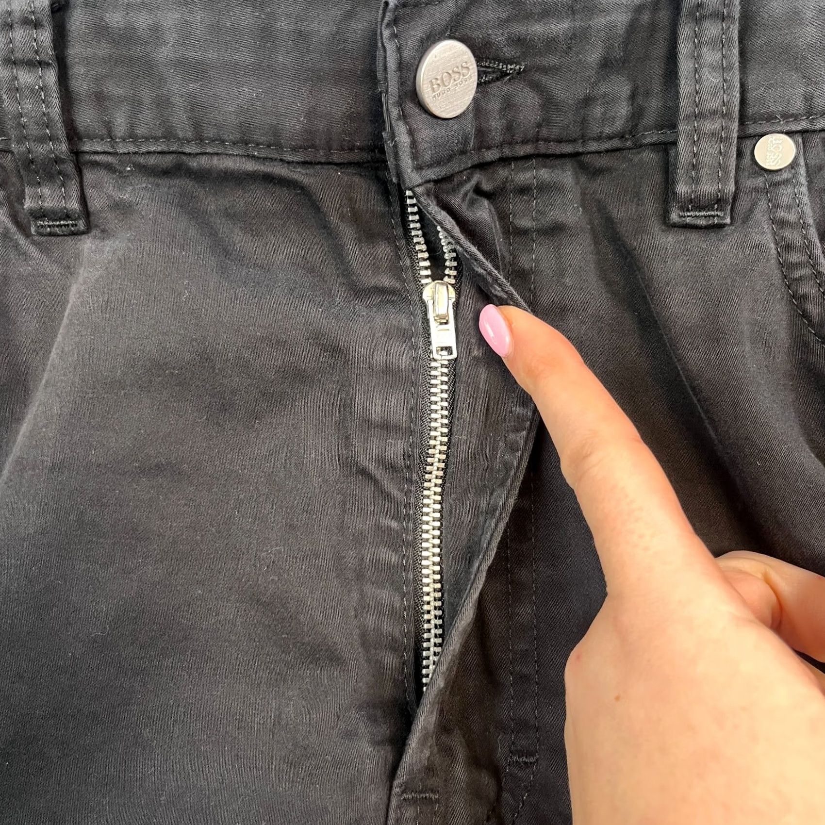 Hugo Boss HUGO BOSS Jeans Alabama Relaxed Straight 36 30 Black 100% Cotton Denim Men Jeans Baggy Comfort Pocket 5-Pocket Modern Wearable Vintage: No Size US 36 / EU 52 - 7 Thumbnail