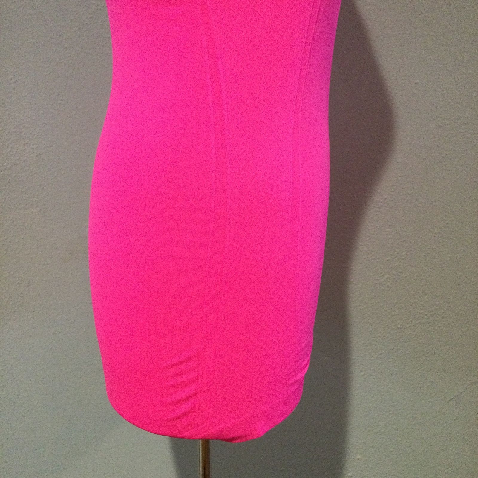 Other Bolly Queena 100% Nylon Racerback Tank Hot Pink Small NWOT Size S / US 4 / IT 40 - 6 Thumbnail